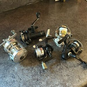 Sold as an entire set -Assorted fishing reels -for freshwater fishing. All work